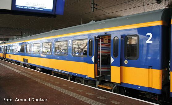 PIKO 97665 - Personenwagen ICR 2e Klasse NS VI (AC/DC)