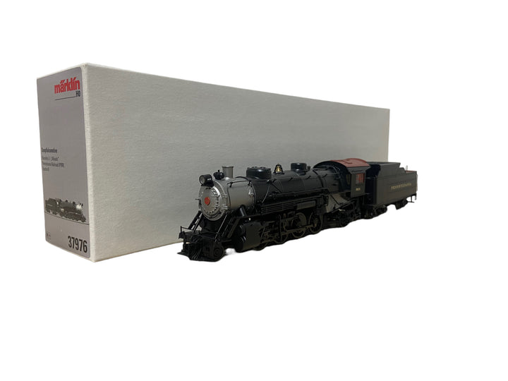 Märklin 37976 - Steam locomotive with pulled tender - Gauge H0