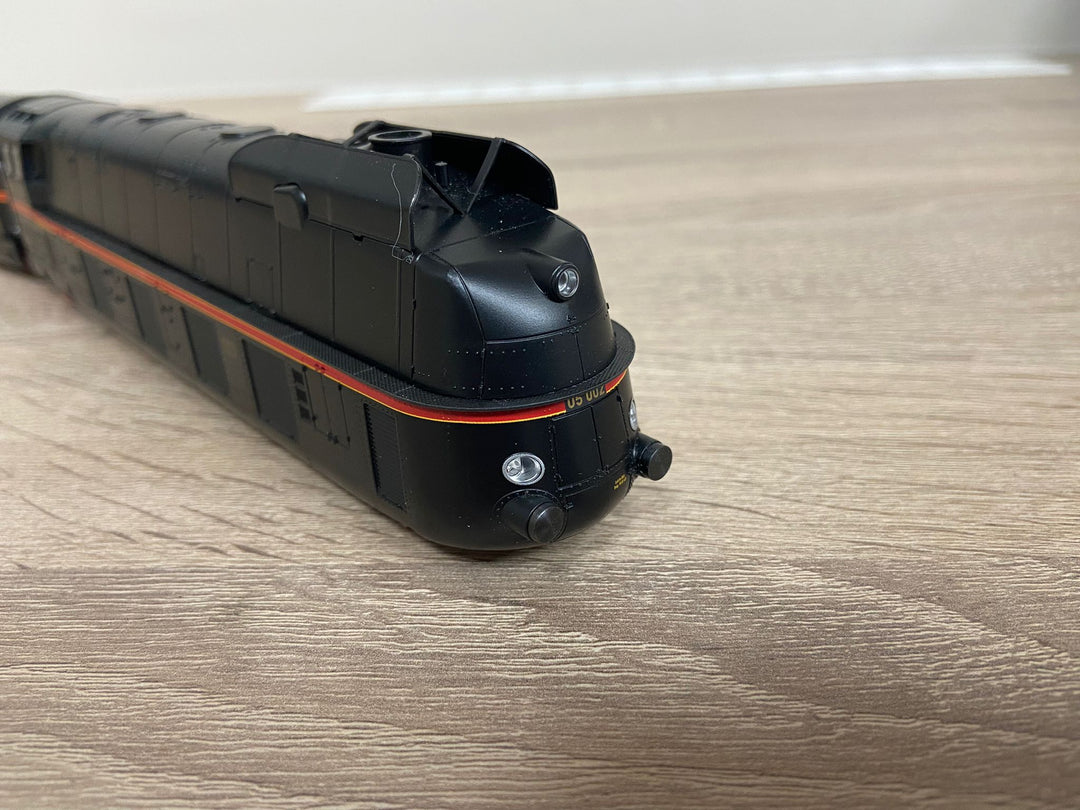 Märklin 37051 - BR 05, DRG Streamlined Steam Locomotive (H0)