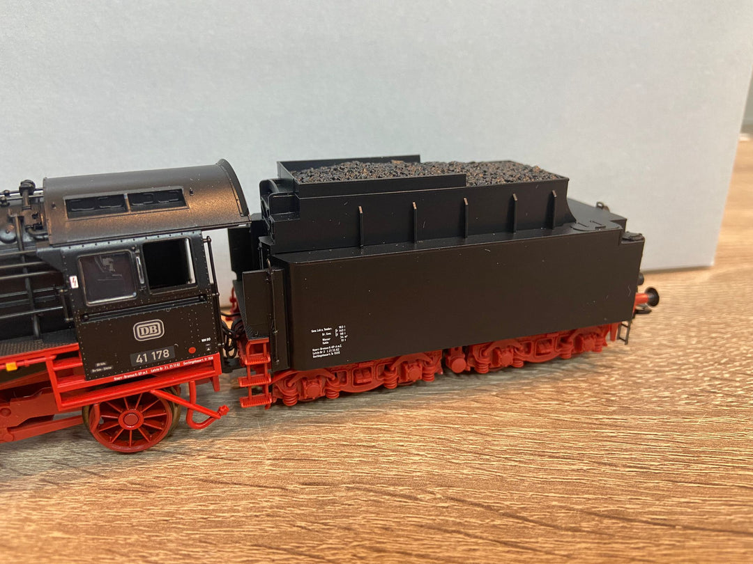 Marklin 37923 BR 41 Freight train - steam locomotive